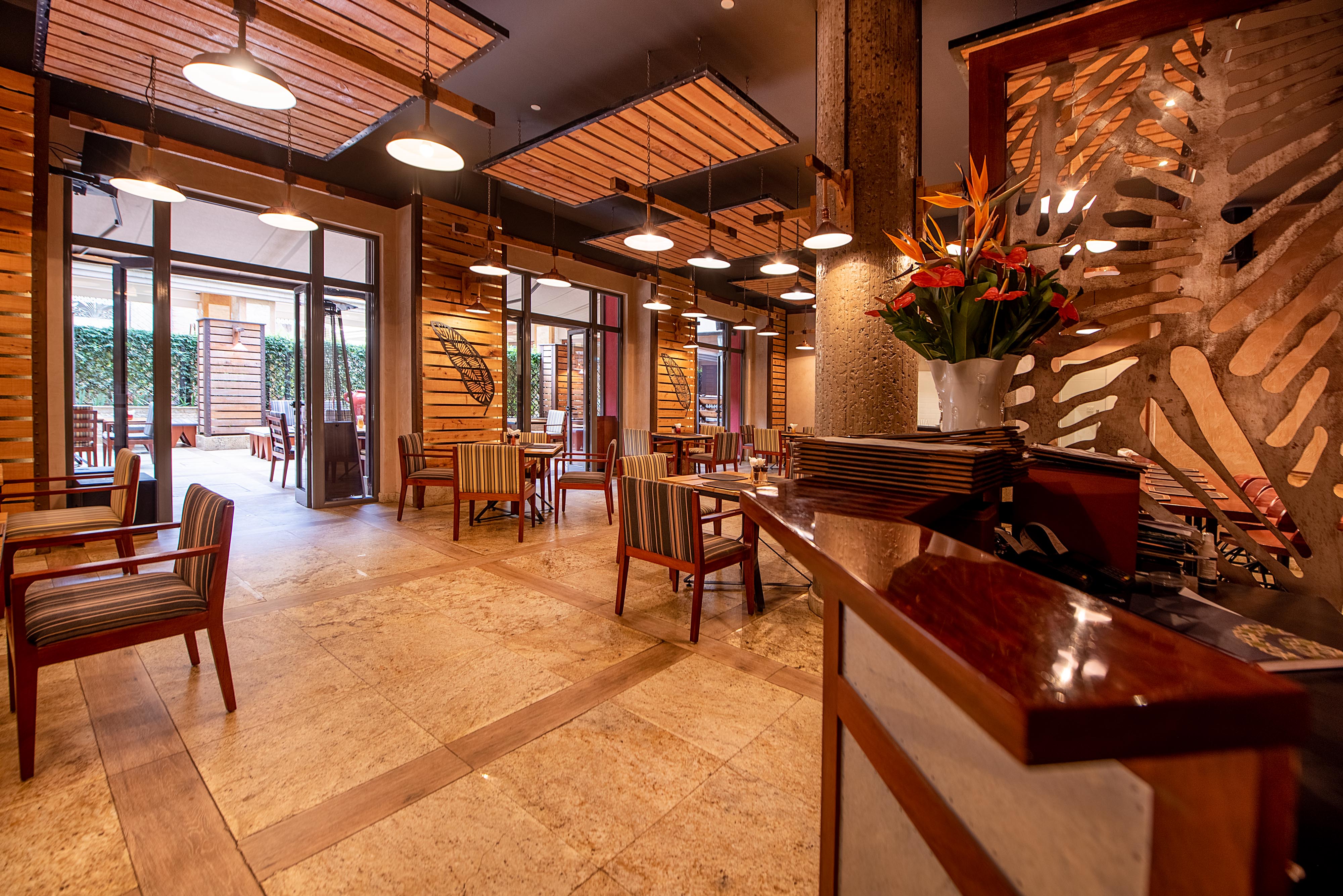 Nairobi Serena Hotel thumbnail 2